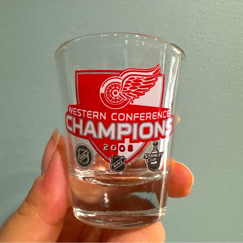 Detroit Red Wings 2008 Western Conference Champions Shot Glass NHL Collectible